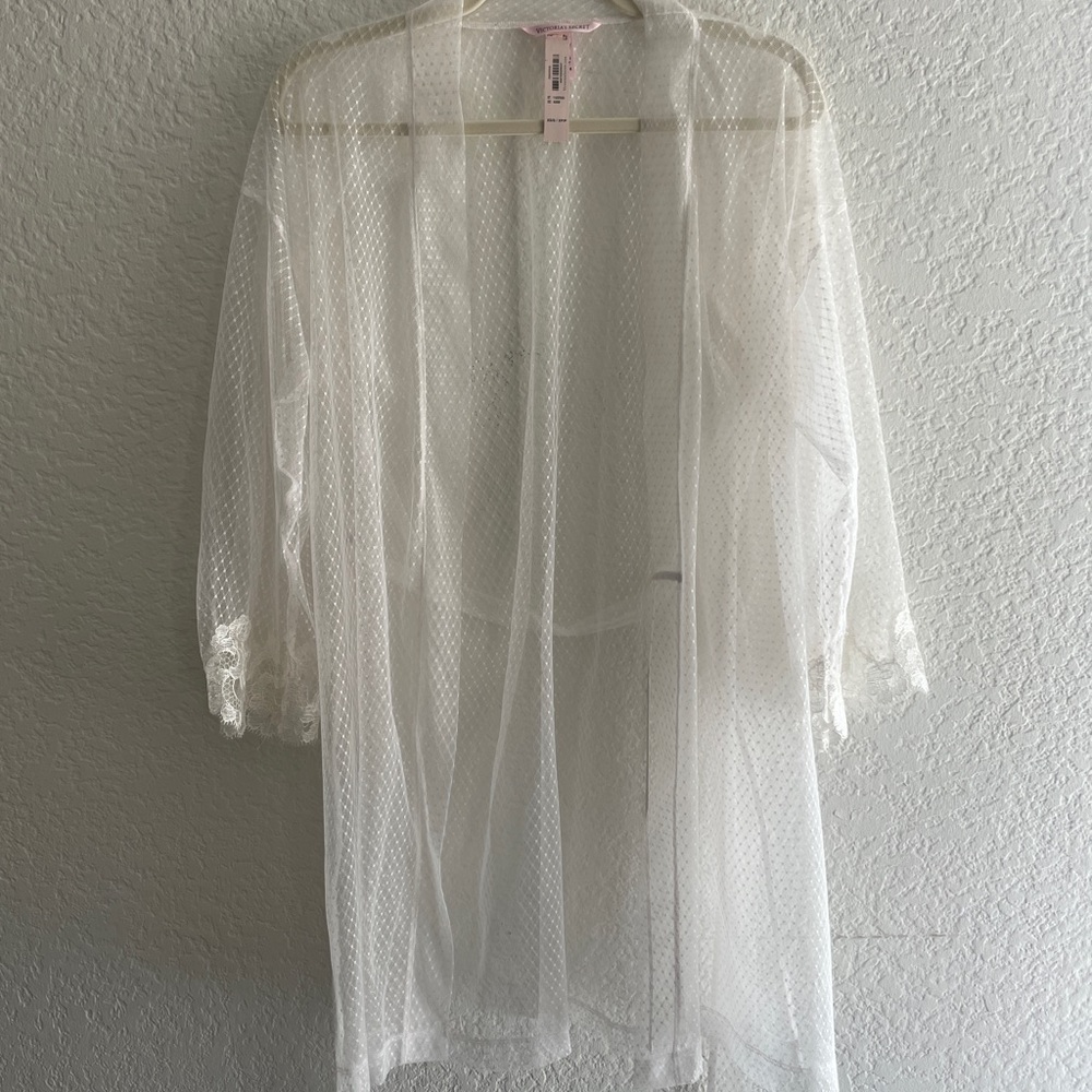 Victoria's Secret Sheer Boho Floral Embroidery Short Robe NWT